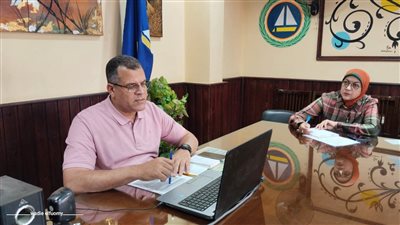 وكيل «تعليم دمياط» يؤكد الحضور اليومي للأخصائيين وتسليم الكتب دون ربط بالمصروفات