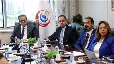 وزير الصحة يبحث مع البنك الدولي تعزيز التعاون في ملف القضية السكانية