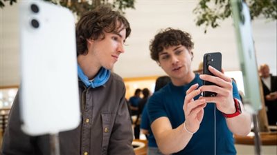 هل تتوقف عمليات آبل في دول الاتحاد الأوروبي؟