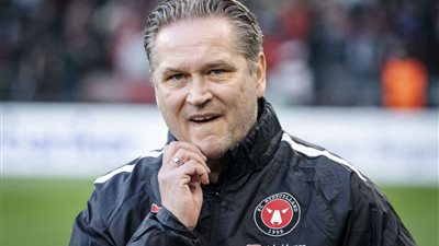 لخلافة ريبيرو.. رتوش صغيرة تفصل الأهلي عن إعلان مدربه الجديد