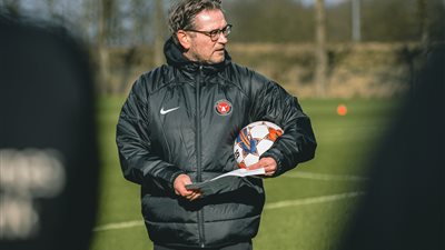 الدنماركى توماسبرج يتولي تدريب الأهلي