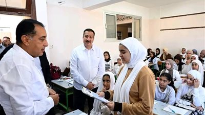 تفاصيل زيارة رئيس الوزراء المفاجئة لمدرسة فاطمة الزهراء الإعدادية للبنات بأشمون