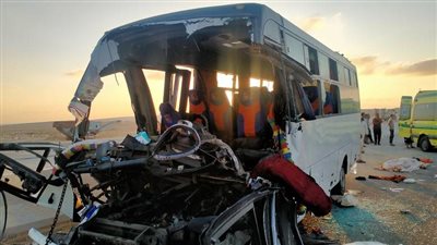 بقا صفيح.. مصرع 10 وإصابة 15 في حادث تصادم أتوبيس بالمنيا 