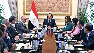 رئيس الوزراء يتابع الخطة التنفيذية لمنظومة تطهير المجاري المائية