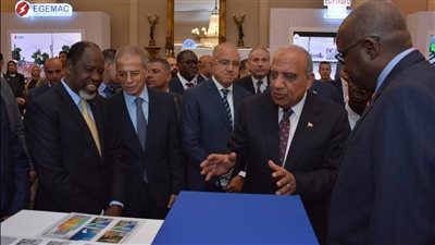 وزير الكهرباء: دعم التصنيع المحلي وتوطين صناعة المهمات للطاقات المتجددة ونقل التكنولوجيا الحديثة 