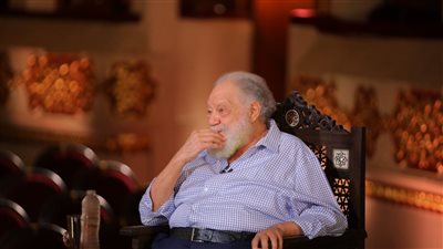 بعد رحلة من العطاء والابداع.. يحيى الفخرانى فى ضيافة شريف عامر غدا