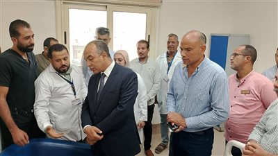 محافظ المنيا يكلف نائبه والسكرتير العام بمتابعة حالة مصابي انقلاب أتوبيس بسمالوط 