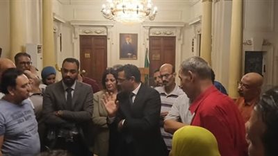بعد اعتصام الزملاء لمطالبتهم بالحد الأدنى للأجور.. مجلس الصحفيين يعقد اجتماعه القادم بمقر صحيفة «الوفد»