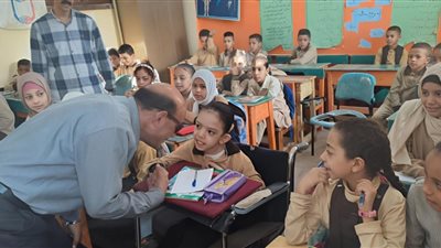 توجيه عاجل بنقل فصل طالبة من ذوي الاحتياجات الخاصة للدور الأرضي