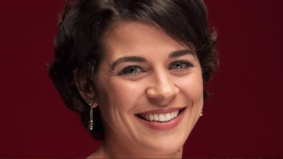 منى هلا تروي تفاصيل تعرضها للتحرش من رجل مُسن: اتشل تفكيري وقتها