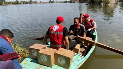 الهلال الأحمر يُطلق قافلة إغاثية عاجلة لمتضرري ارتفاع منسوب نهر النيل بالمنوفية