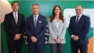 البنك الأهلي يدير 25 صفقة تمويلية بقيمة 402 مليار جنيه