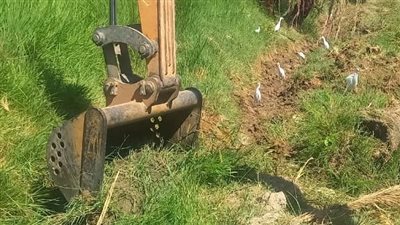 الانتهاء من أعمال تطهير وتطوير مسقى نهاية الجبل بالأقصر