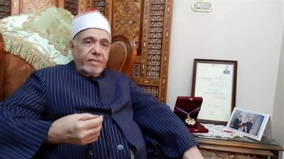 شيخ عموم المقارئ يرفض التعليق على بيان نقيب القراء بشأن أخطاء تلاوة بسورة غافر