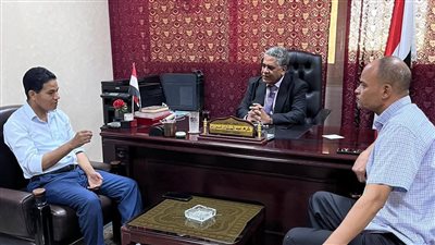 وكيل «صحة الأقصر» يلتقي عميد كلية البنات لبحث سبل التعاون المشترك