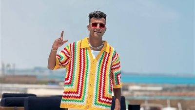 مشاجرة عنيفة بين عصام صاصا وأمن ملهى ليلي بالمعادي.. وتحطيم سيارته خلال الهروب