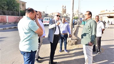 «محافظ الأقصر» يجرى يتفقد أعمال التطوير ورفع الإشغالات بشوارع المدينة (صور)