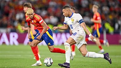 مبابي يوجه رسالة مؤثرة إلى يامال: دعوه يستمتع بكرة القدم دون ضغوط