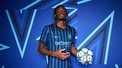 بيسيك يدرس الرحيل عن إنتر ميلان بحثًا عن دقائق لعب قبل المونديال