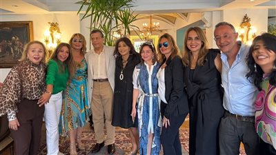 ليلى علوي تجتمع بـ إيناس الدغيدي في الصباحية.. وتعلق: 