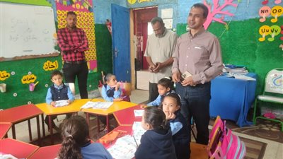 مدير «تعليم كفر الشيخ» يتفقد انتظام العملية التعليمية..وإحالة عدد من المقصرين للتحقيق 