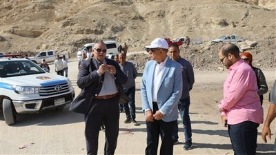 محافظ المنيا يتفقد مخر سيل 