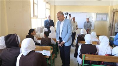 لحل مشكلة الكثافات محافظ المنيا يعلن إنشاء مدرسة جديدة بملوي 
