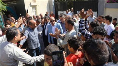 محافظ المنيا يوجه بصرف إعانات عاجلة ومساعدات لعدد من الحالات الإنسانية