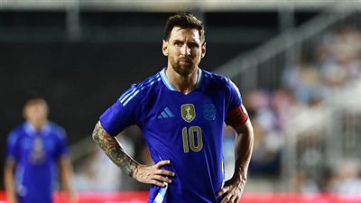ميسي يصنع التاريخ من جديد مع الأرجنتين