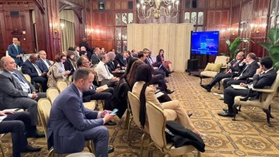 رئيس هيئة الرقابة المالية يشارك في حوارات مع كبار المستثمرين بواشنطن