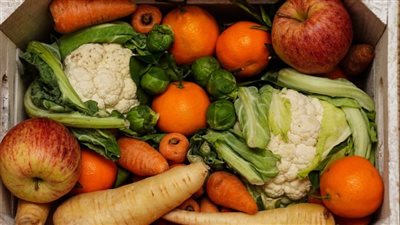 البنجر أحدها.. طرق مبتكرة للاستفادة من بقايا الفاكهة والخضراوات