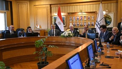 وزير التعليم العالي عن «العناني» خلال تكريمه بجامعة حلوان: باحث متميز في علم المصريات والآثار