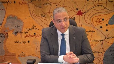 محافظ الفيوم يعلن تعريفة الركوب الجديدة لسيارات الأجرة والتاكسي