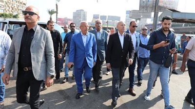 محافظ القاهرة يتفقد مواقف النقل الجماعي بعد زيادة أسعار الوقود