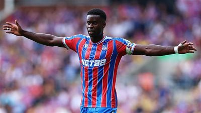 مارك جيهي يقرر الرحيل عن كريستال بالاس.. والصراع يشتعل بين عمالقة أوروبا