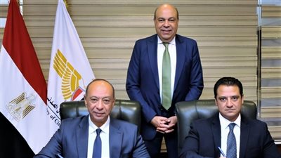 وزير الطيران يشهد توقيع بروتوكول تعاون بين سلطة الطيران المدني والإدارة المركزية لحوادث الطيران