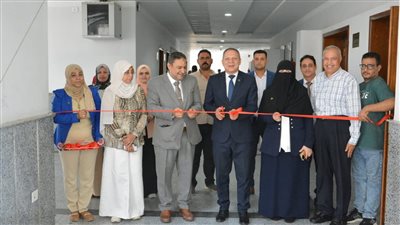 رئيس جامعة دمياط يفتتح حملة 