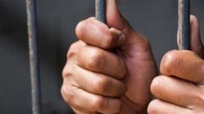 حبس عامل بكوافير شهير في التجمع الأول بتهمة التحرش بفتاة أثناء تصفيف شعرها