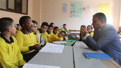تعليم الجيزة: استبعاد مدير مدرسة لتراجع الحضور 85%