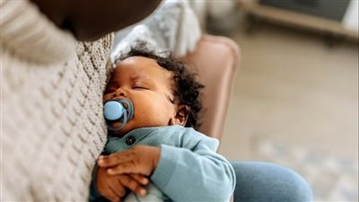 خطير.. اكتشاف مادة مرتبطة بمرض السرطان في مصاصات الأطفال