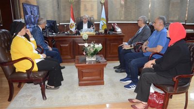 عقب اجتماع مجلس المحافظين..محافظ الغربية يترأس اجتماعًا عاجلًا للرقابة على الأسواق أعرف التفاصيل