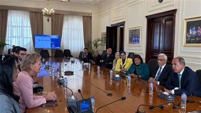 رئيس الجامعة البريطانية يبحث سبل التعاون مع الاتحاد الأوربي 