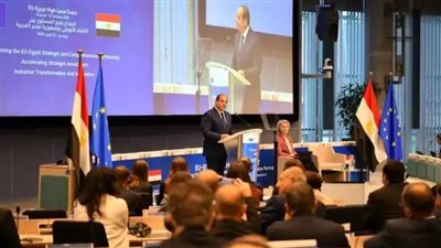  السيسي: الإصلاحات الاقتصادية رفعت تصنيف مصر الائتماني وجذبت استثمارات جديدة 