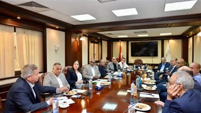 لجنة تطوير الإعلام الخاص تعقد أولى اجتماعاتها بالأعلى للإعلام