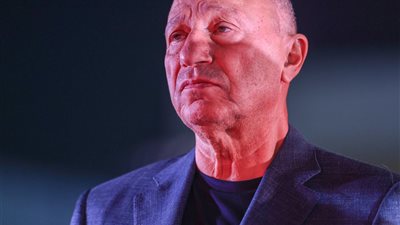 الخطيب: ستاد الأهلي الحلم الكبير.. ولا نقبل سوى بالتواجد على القمة