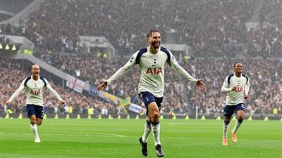 الدوري الإنجليزي.. إيفرتون يستقبل توتنهام في صراع النقاط الثلاث