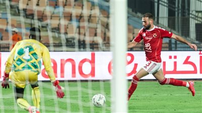 الأهلي يتظلم من الحكم السنغالي.. ويطلب عدم إيقاف «جراديشار»