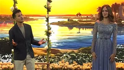 آمال ماهر وحمزة نمرة يقدمان «كلمات في حب مصر» في احتفالية «وطن السلام» (فيديو)