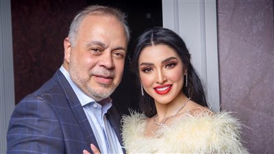 ماذا قالت روجينا عن عودة أشرف زكي لمنصب نقيب الممثلين؟