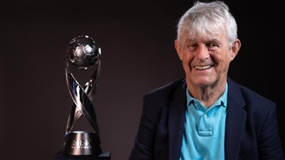 الكشف بومةTM التعويذة الرسمية لكأس العالم تحت 17 سنة FIFA قطر 2025